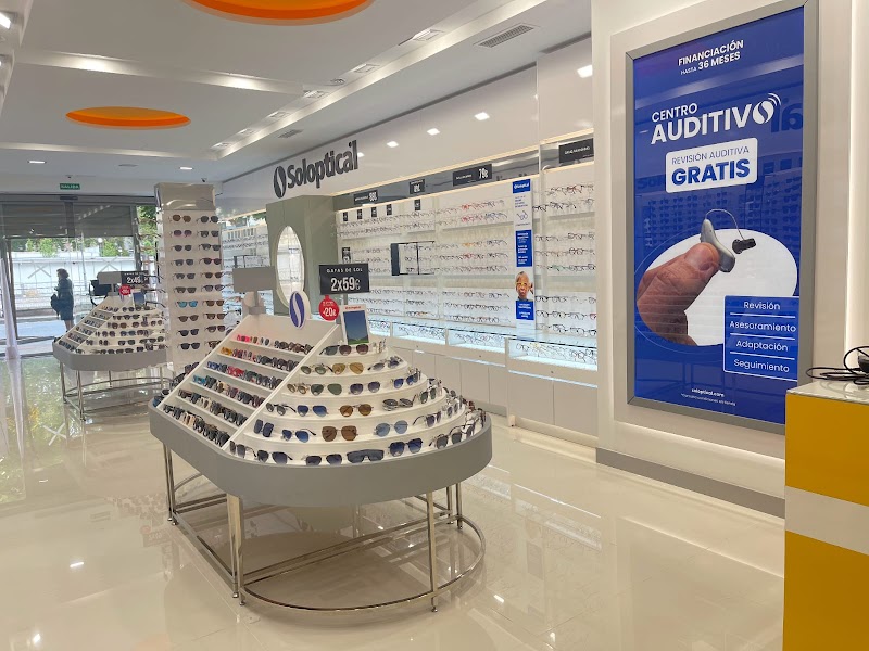 Imagen de Óptica y Centro Auditivo Soloptical Acera del Darro