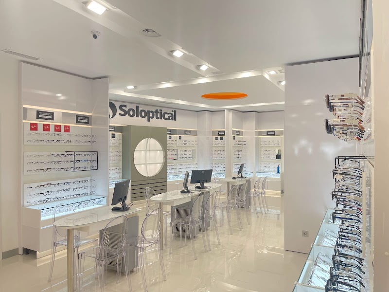 Imagen de Óptica y Centro Auditivo Soloptical Acera del Darro