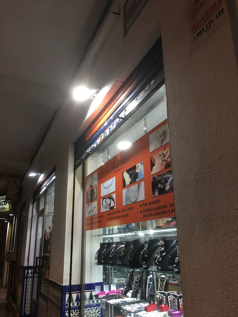 Imagen de Nosotras Complementos