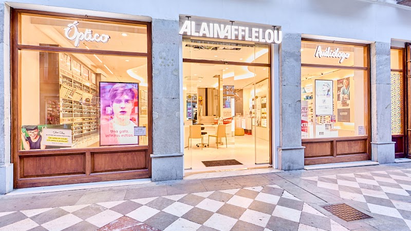 Imagen de Alain Afflelou óptico y Audiólogo Granada Reyes Católicos