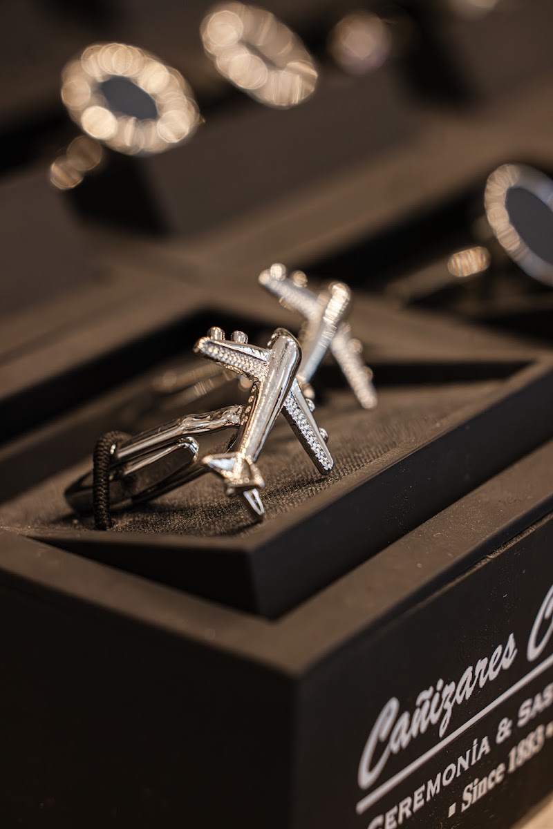 Imagen de Cañizares Concept | 2025 | Ceremonia & Sastrería | Traje Novio, Padrino E Invitados.