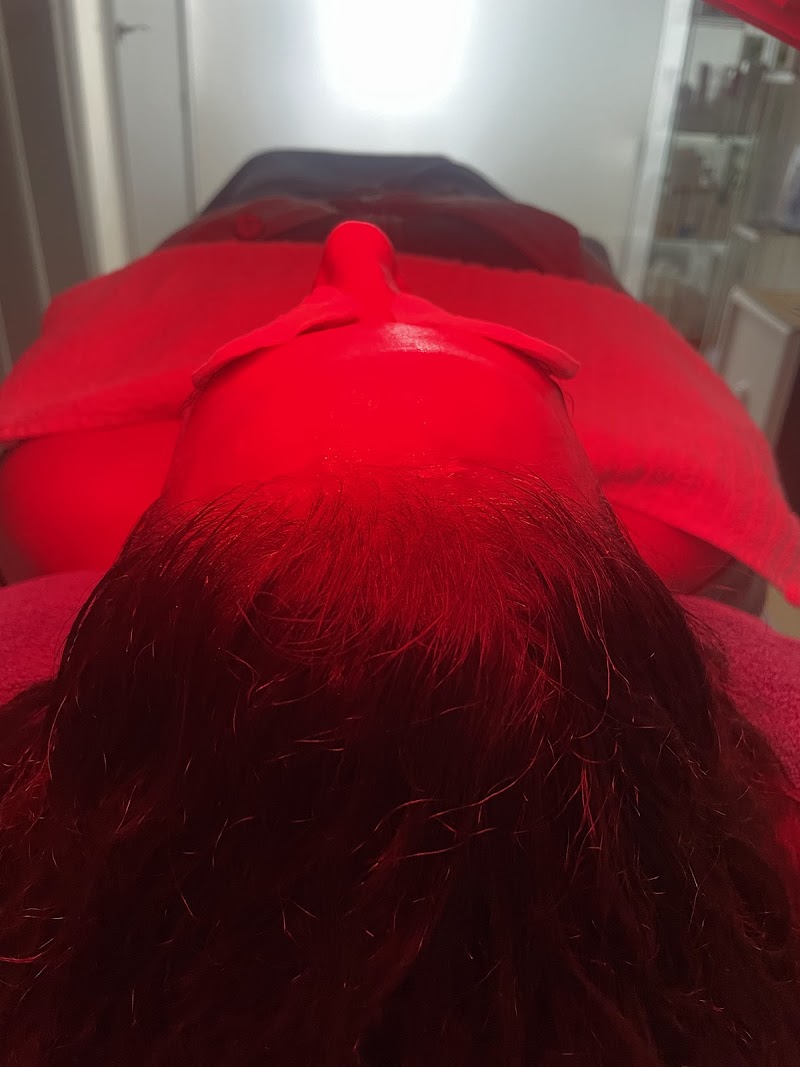 Imagen de Miranda Beauty Touch Massage Beauty & Aesthetic Services Clinica Raulfisio Fisioestética Estética Avanzada