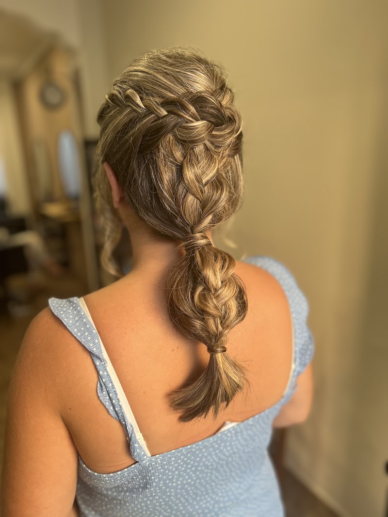 Imagen de Centro de Belleza By Leo Cantero