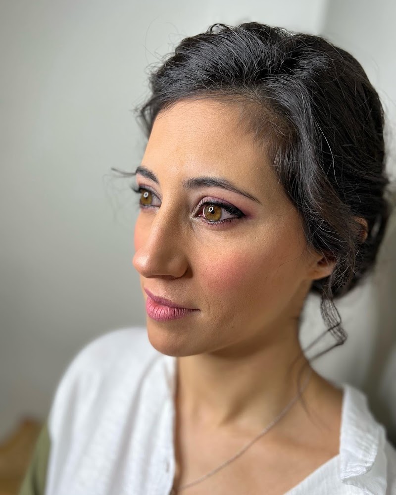 Imagen de Centro de Belleza By Leo Cantero