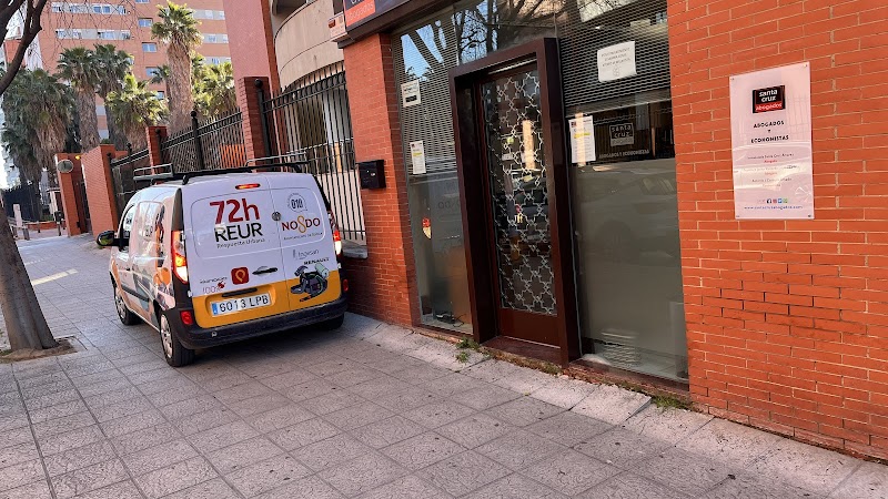 Imagen de Santa Cruz Abogados de Familia Sevilla