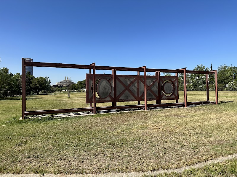 Imagen de Escultura: Estructura Astronómica.