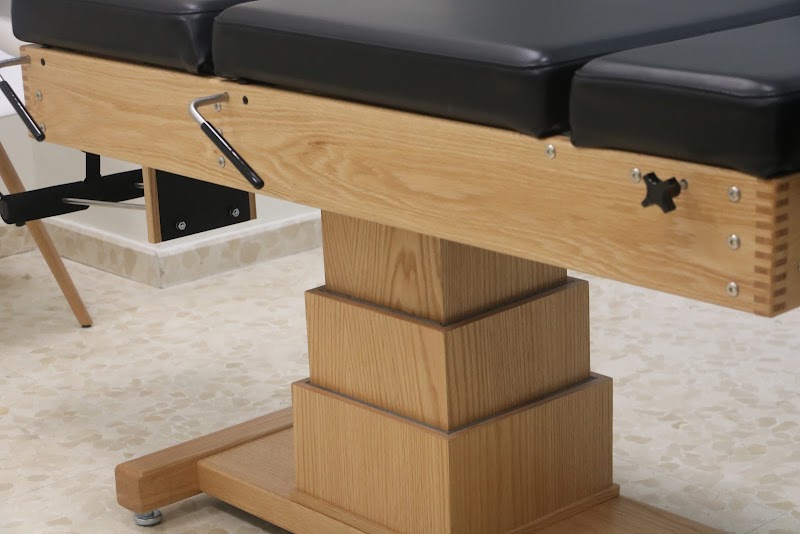 Imagen de Quiroglobal | Quiropráctica en Sevilla