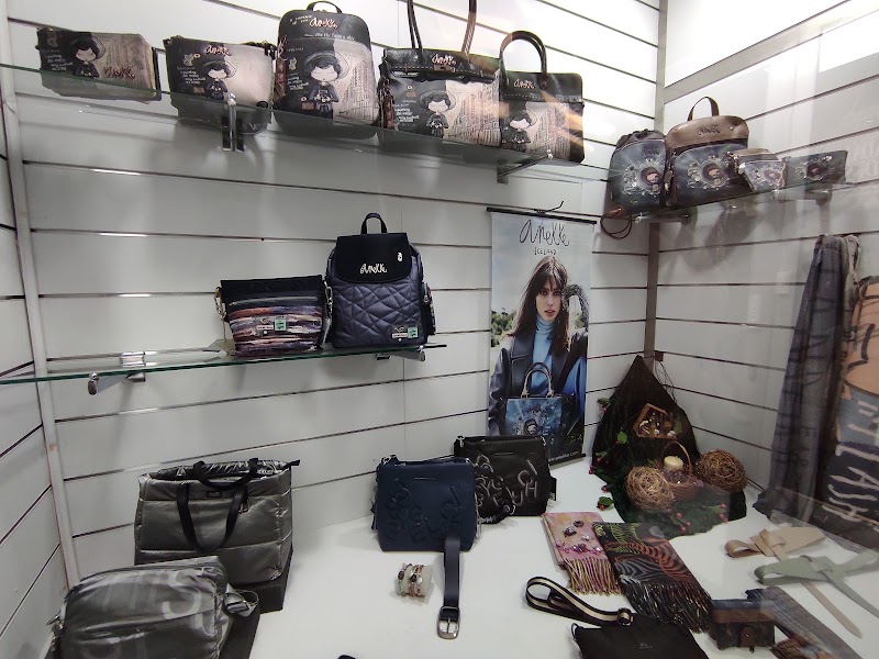 Imagen de Opalo Moda y Complementos