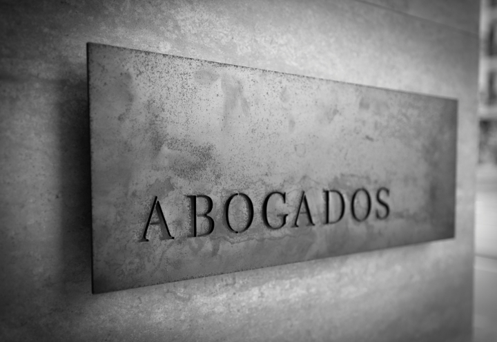 Imagen de Nutum Curia