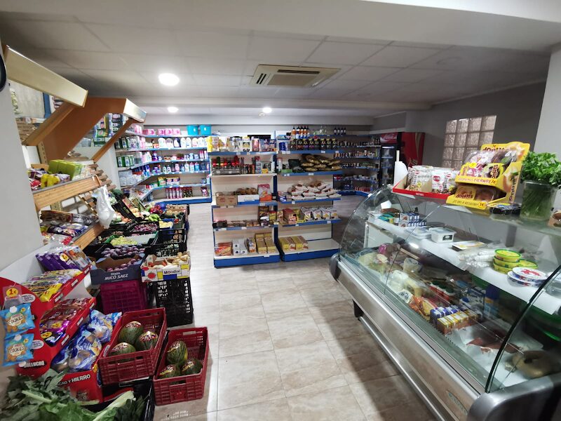 Imagen de negocio en Tienda de alimentación en Sanet I Els Negrals