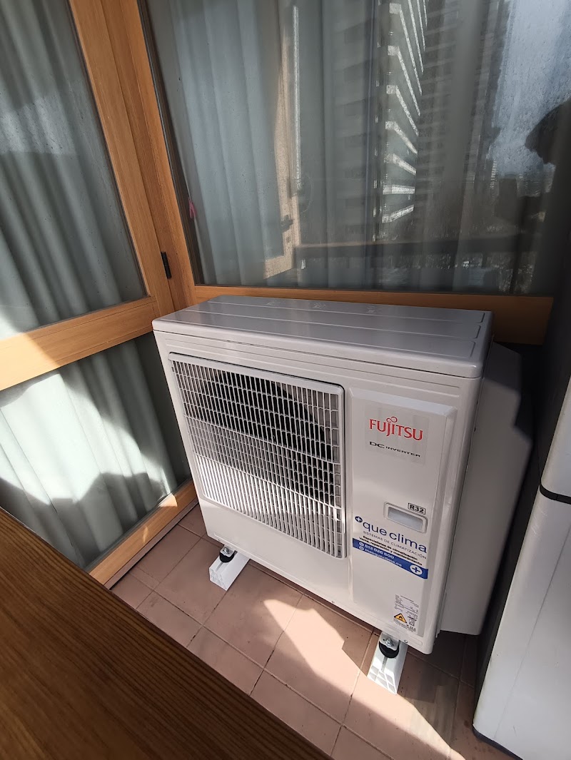 Imagen de Más Que Clima