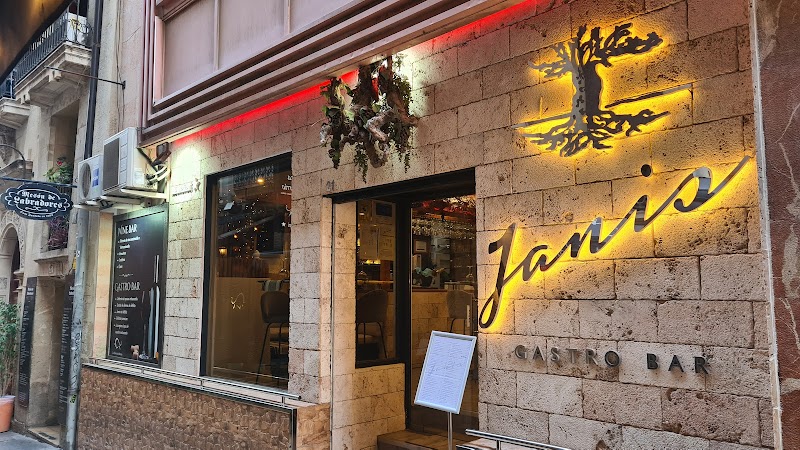 Imagen de Gastro Bar Janis