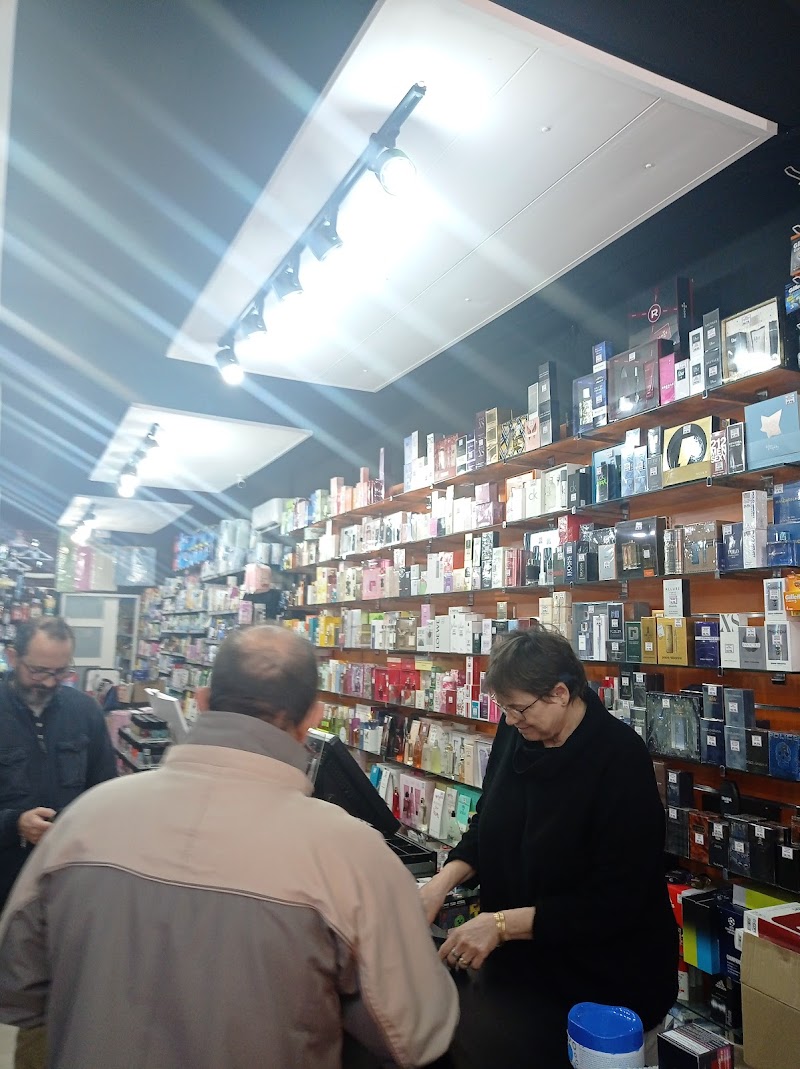 Imagen de Óscar Perfumeria Drogueria