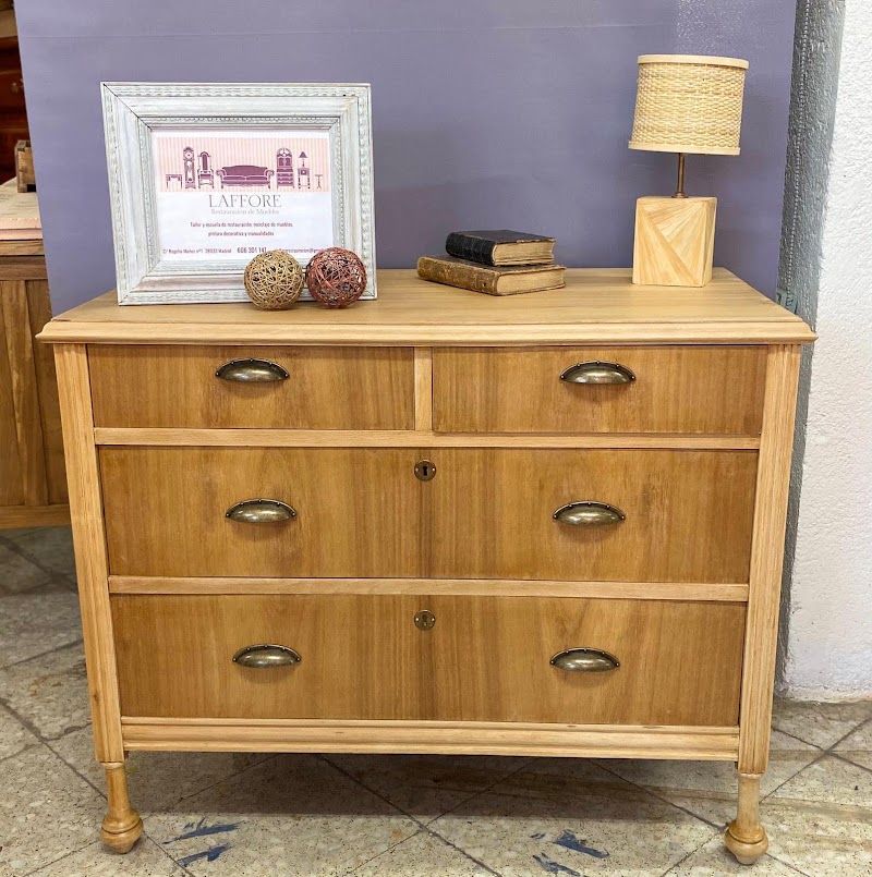 Imagen de Restauracion de Muebles Laffore Restauracion