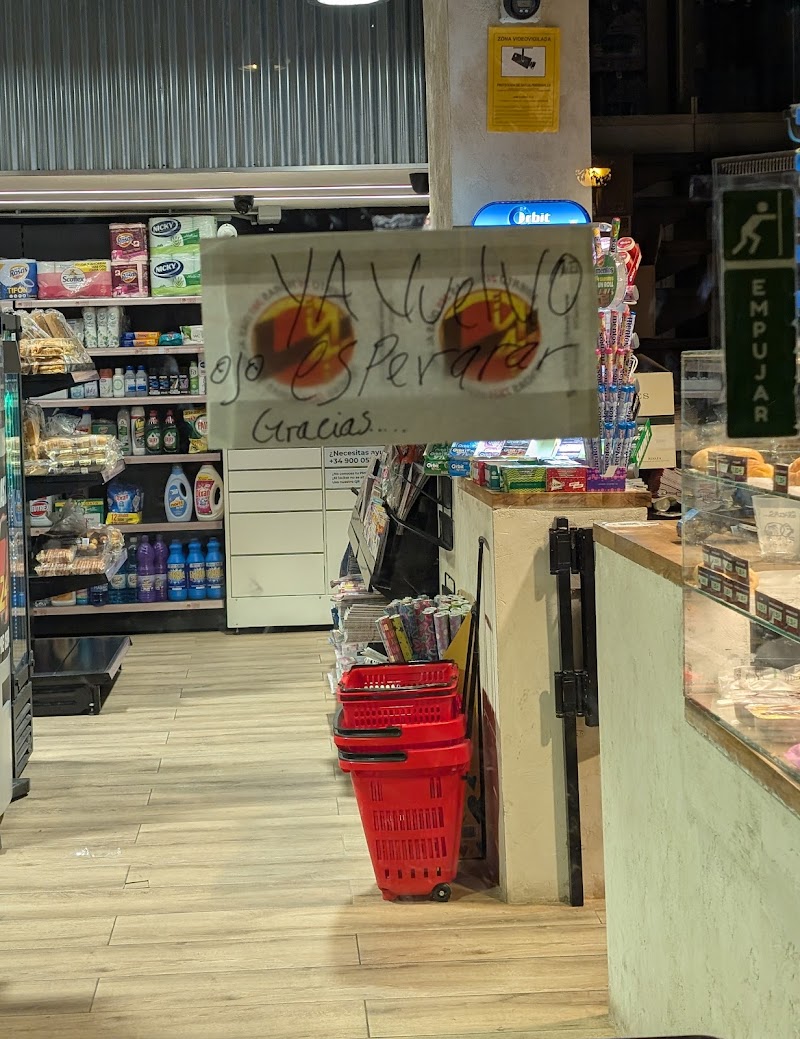 Imagen de negocio en Tienda de alimentación en Chamartín