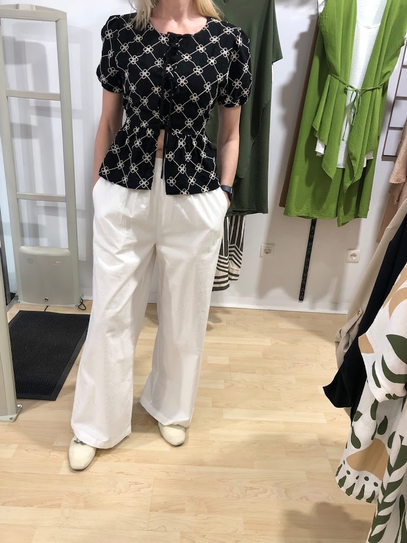 Imagen de Perfect Woman Puentezuelas