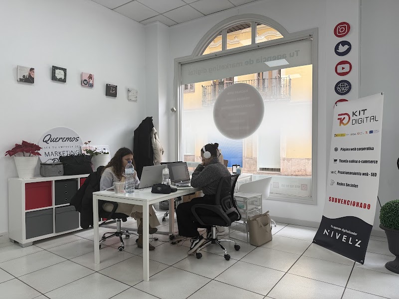 Imagen de Nivel Z – Diseño Web, Tienda Online, Seo, Sem y Redes Sociales