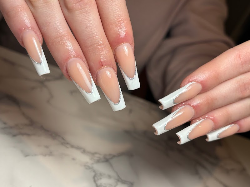 Imagen de Carmennbeauty Salón de Belleza Carcaixent