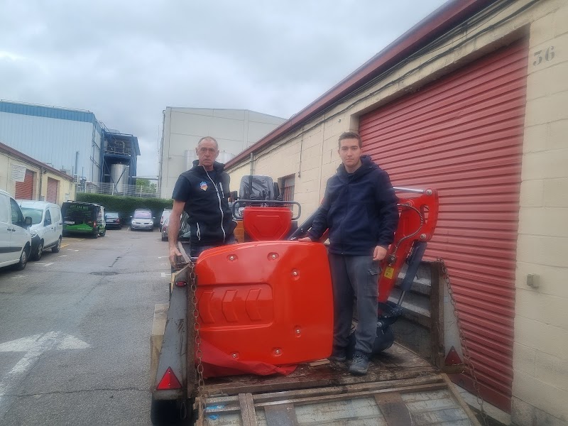 Imagen de Revi Machinery – Miniexcavadoras | Carretillas Elevadoras | Dumpers | Maquinaria y Accesorios