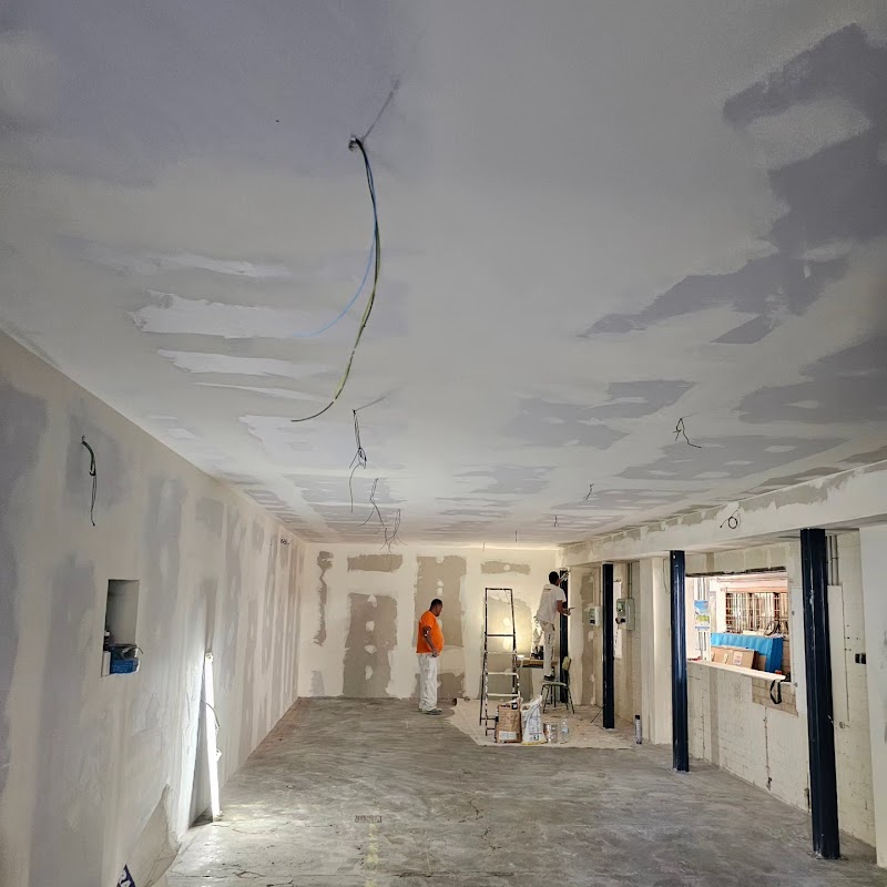 Imagen de Royal Group / Royal Reform