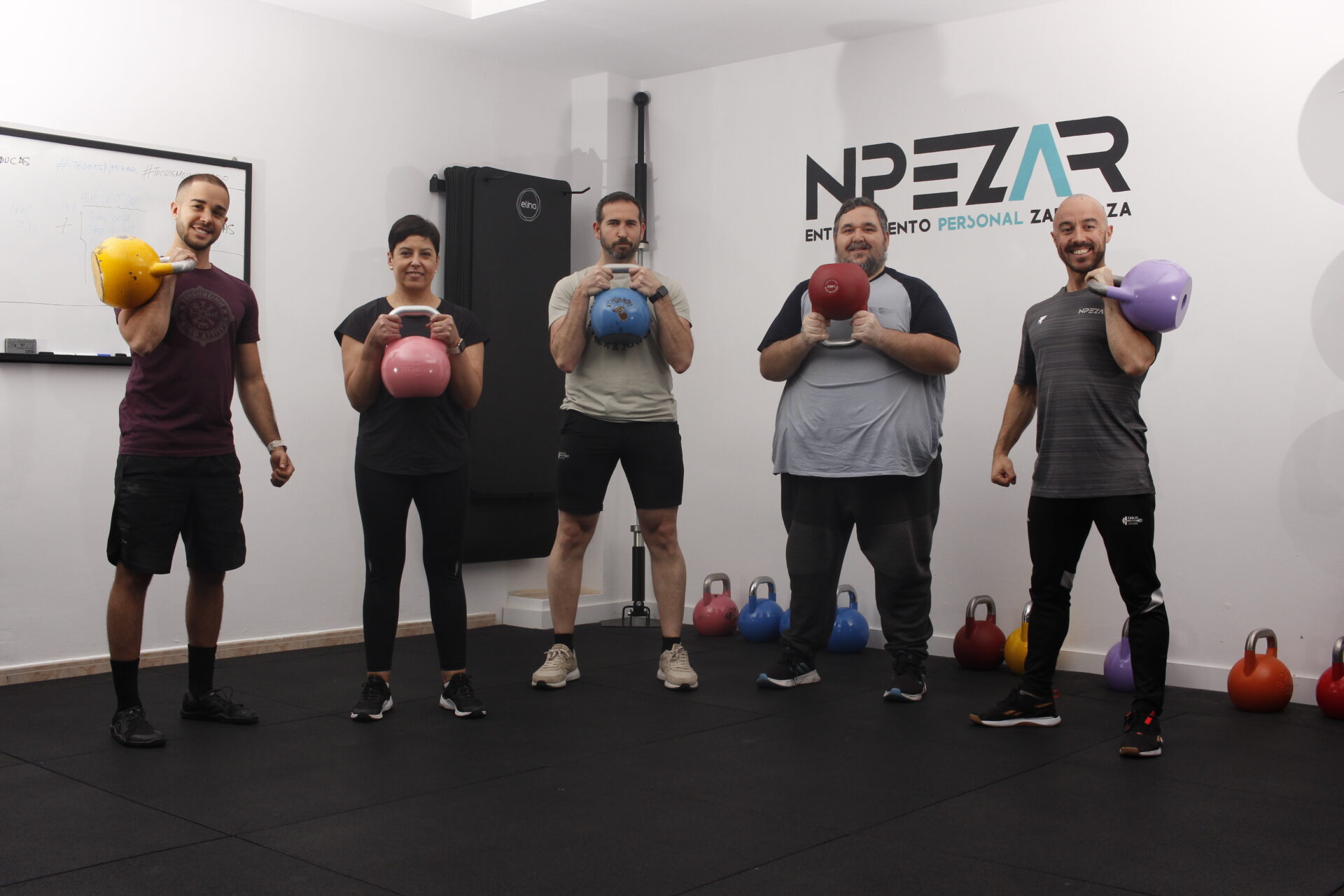 Entrenamiento personal en grupo pequeño en Zaragoza