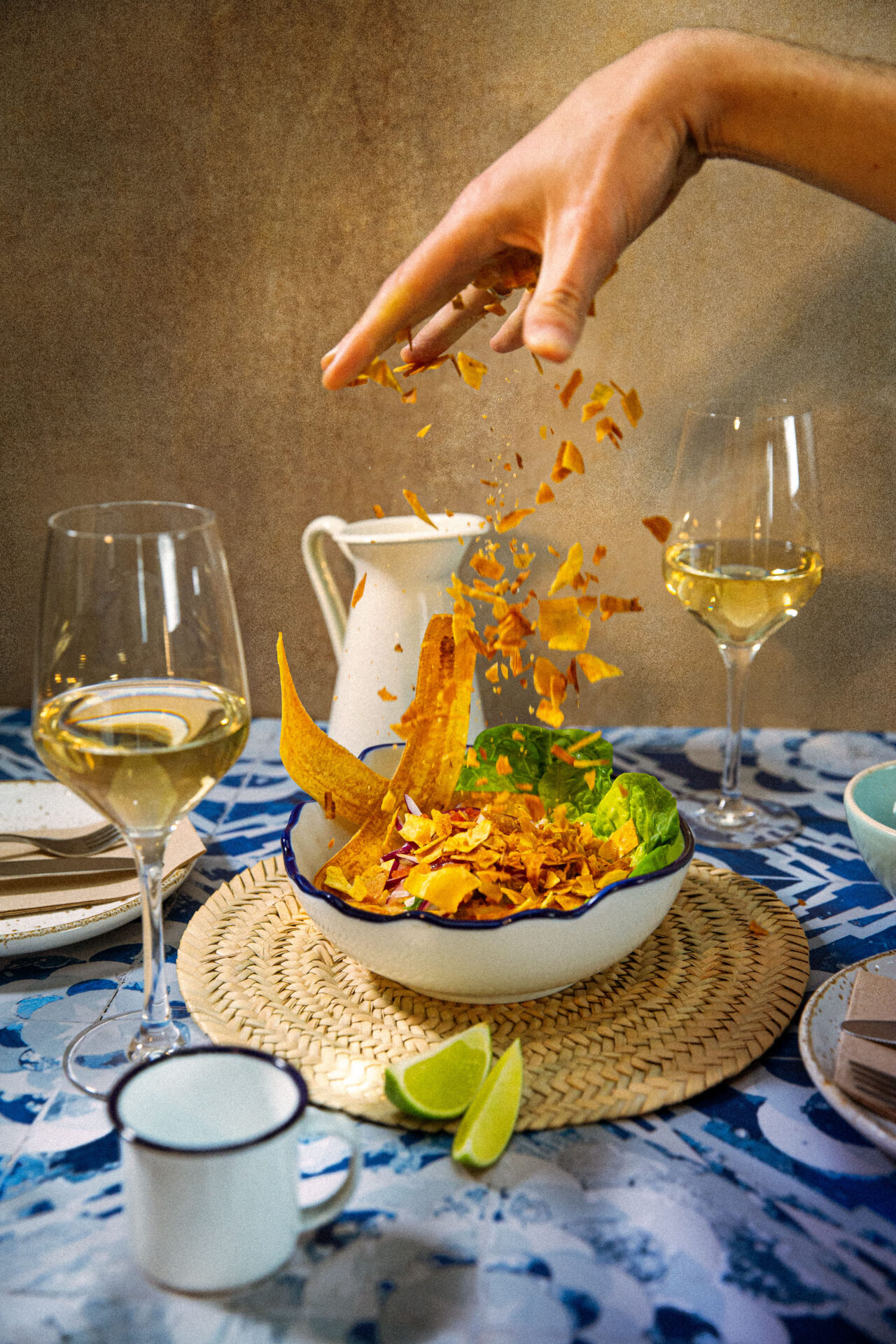 Fotografía gastronómica Señora Pan ceviche crujientes — Arteria Studio Sevilla