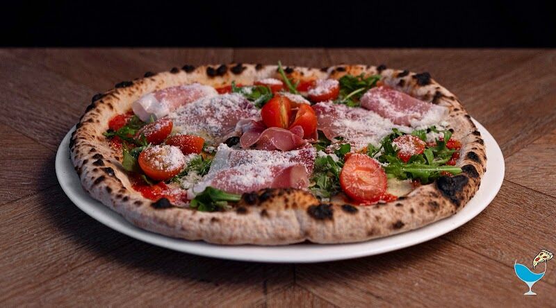 Imagen de Pizzeria Cocteleria Rione