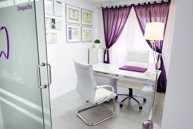 Imagen de Clínica Dental Dra. Miralles.