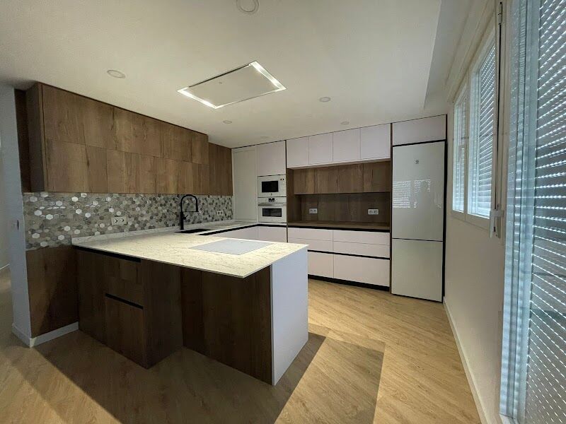 Imagen de Construcciones y Reformas Enola y Ramón Raya