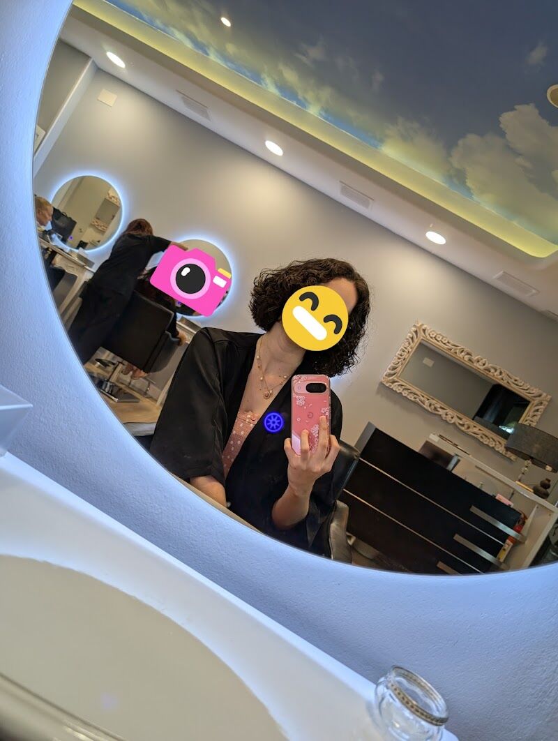 Imagen de Pepa Miralles Peluquería-estilismo-estética