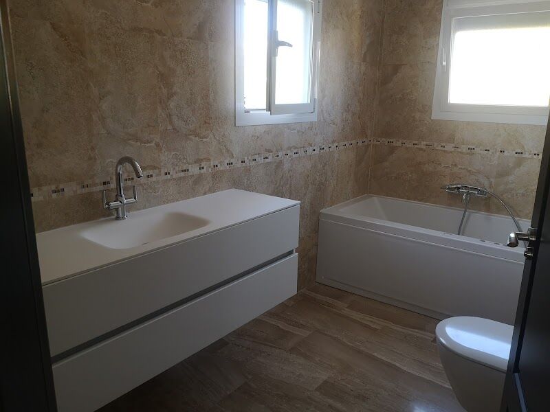 Imagen de Construcciones y Reformas Victor Ivars