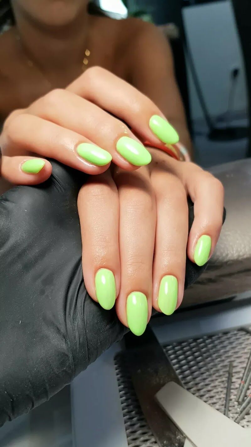 Imagen de Lena Siegel Nailsart – Uñas, Manicura y Pedicura en Jávea