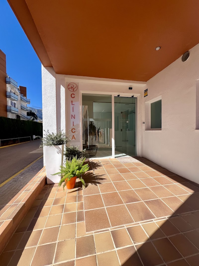 Imagen de Dr. Ruud Valks – Clínica Dermatológica