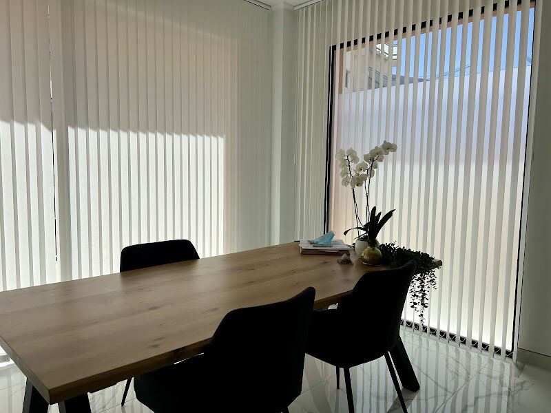 Imagen de Dr. Ruud Valks – Clínica Dermatológica