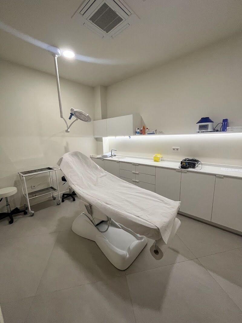 Imagen de Dermadenia