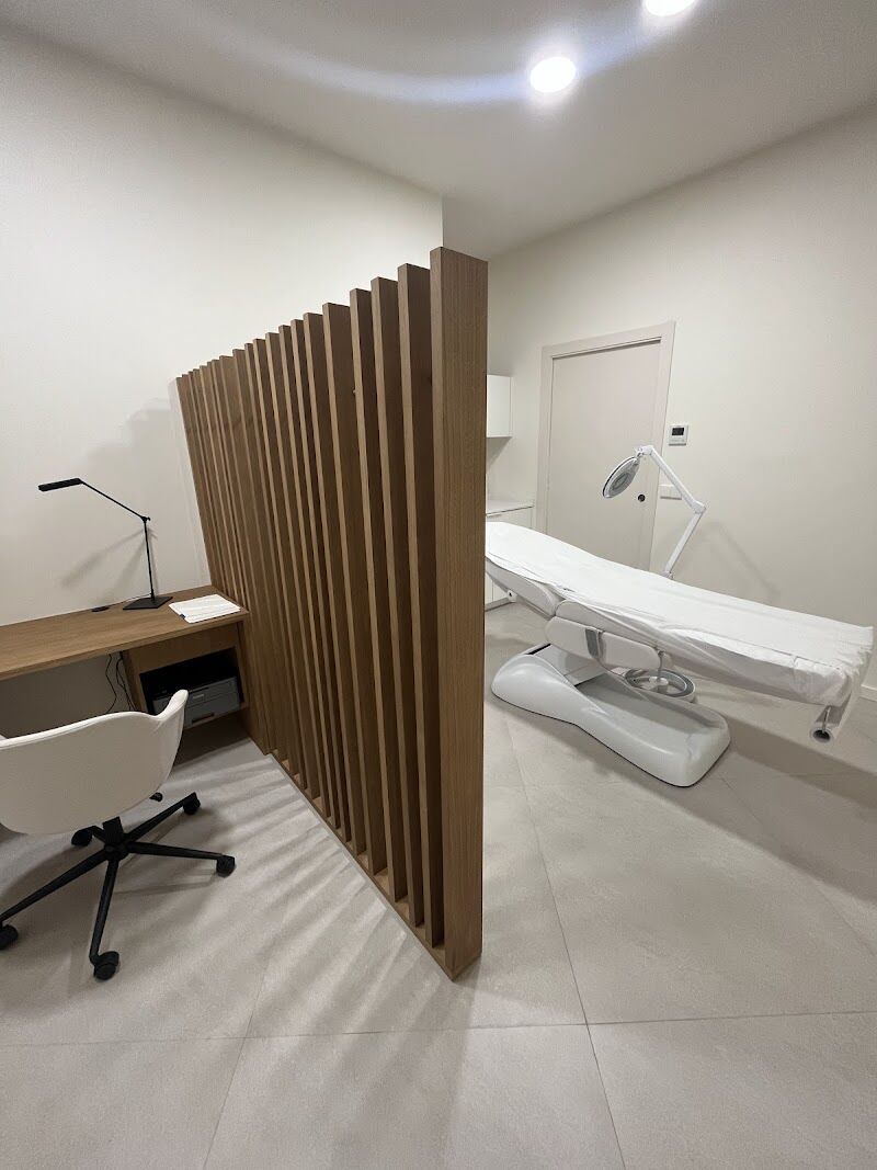 Imagen de Dermadenia