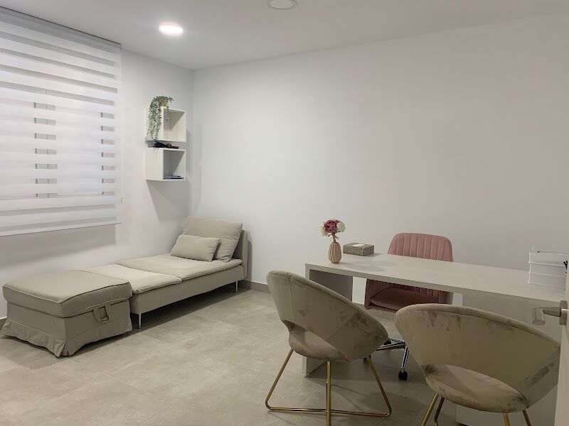 Imagen de Clinica Nj Navarro | Clínica Estética y Psicología en Castellón (burriana)
