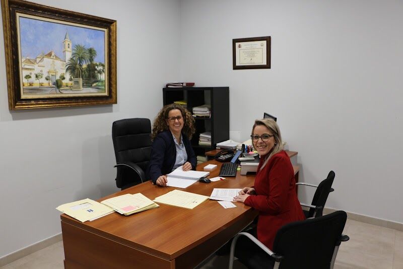 Imagen de Encarna Varela Abogada Divorcios Herencias Familia Dos Hermanas