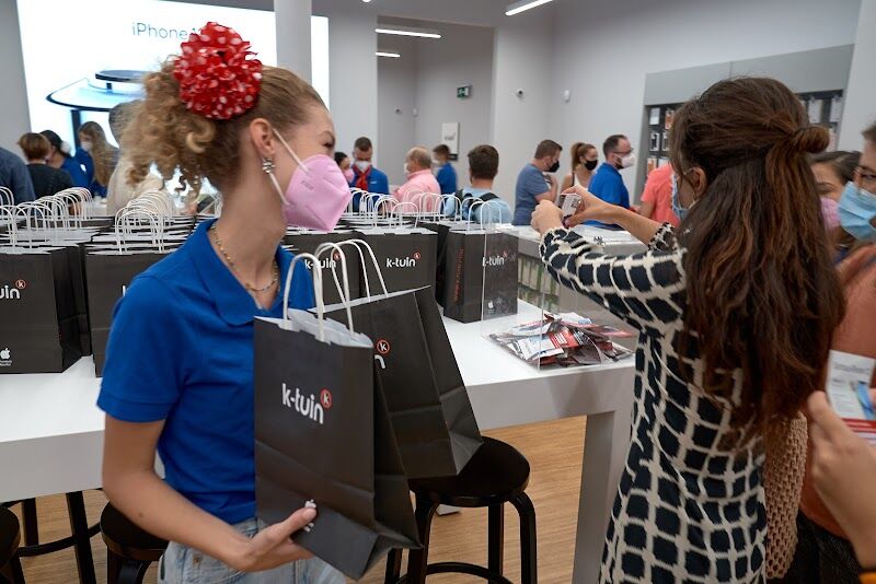 Imagen de K-tuin Sevilla Sagasta · Apple Premium Reseller y Servicio Técnico Oficial