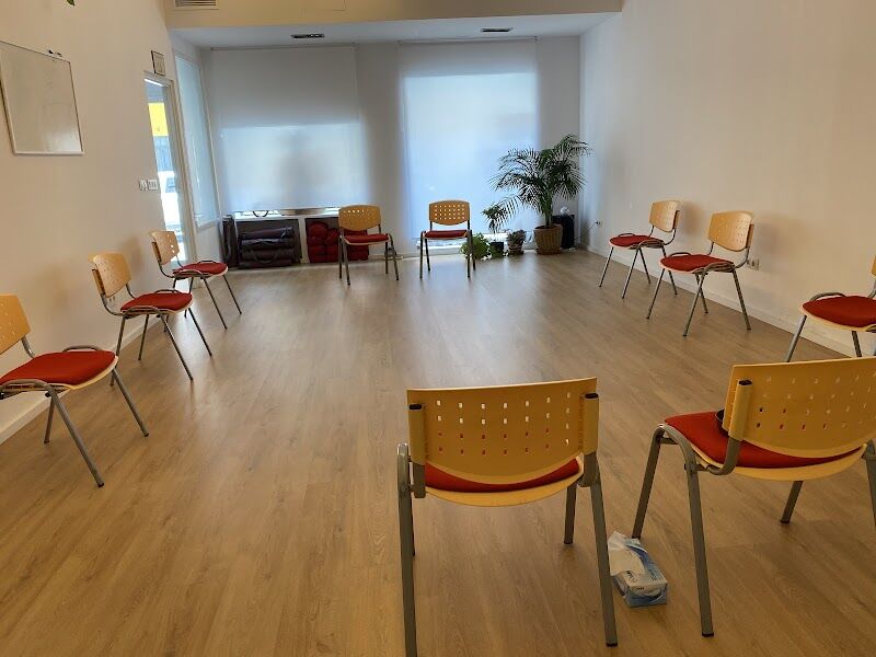 Imagen de Centro Shambala Sevilla: Constelaciones Familiares, Yoga, Masajes y Meditación