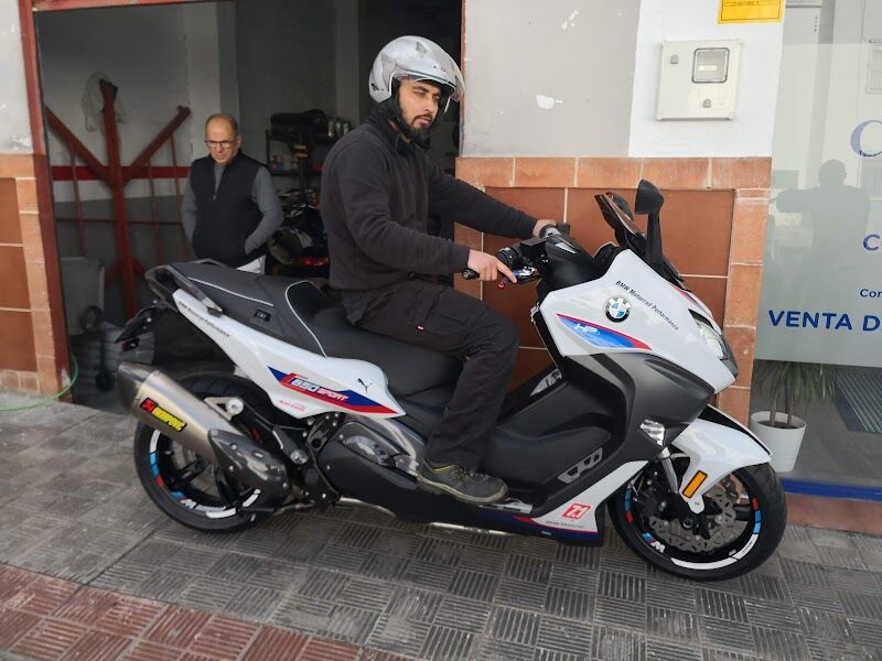 Imagen de Taller de Motos Toba