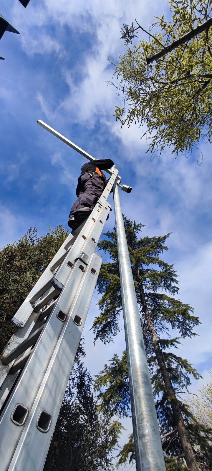 Imagen de Digital Repairs Soluciones – Cctv – Electricidad – Porteros Automáticos – Puertas Automáticas Garaje – Antenista – Domótica