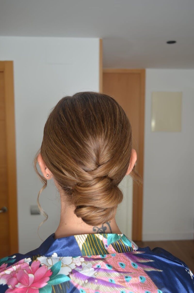 Imagen de Maquillaje y Peinado Novias E Invitadas/ Cursos de Automaquillaje