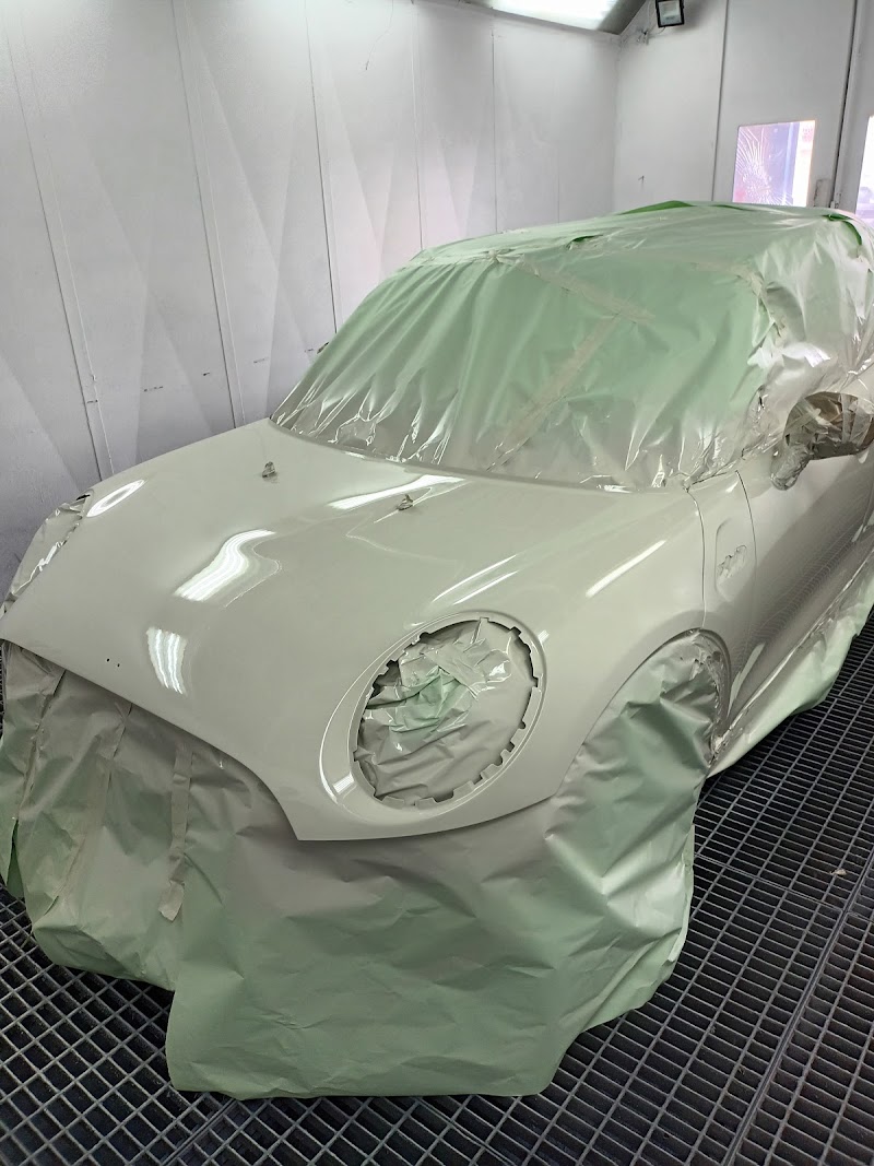 Imagen de Car Crash Chapa y Pintura