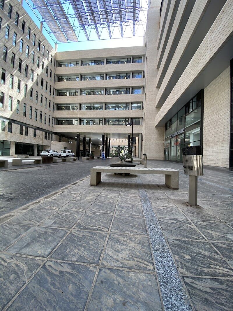 Imagen de Hospital Doctor Negrín, Consultas Externas