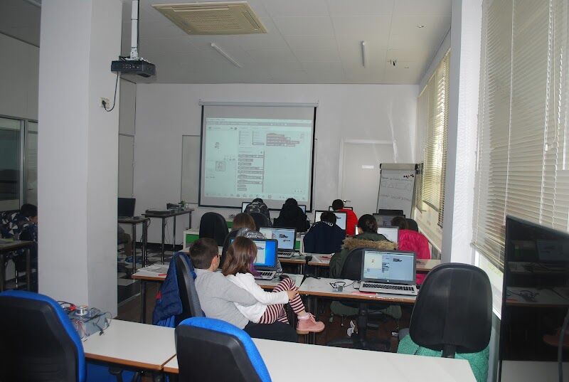 Imagen de Academia Multi-lab Formanovus