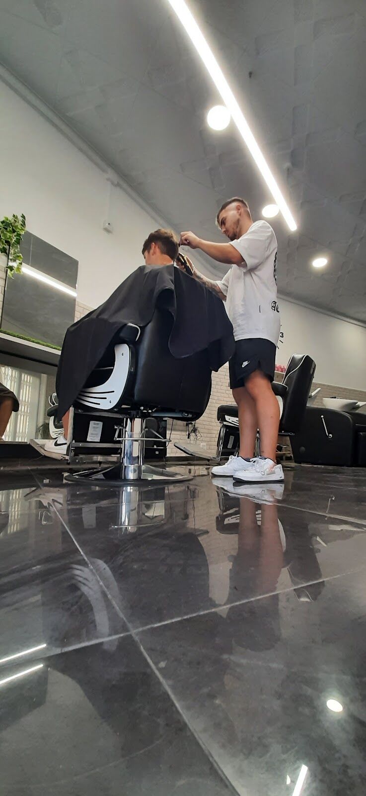 Imagen de Sublime By Nadal Barber (seròs)