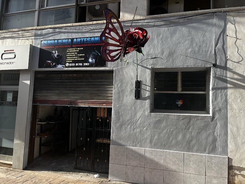 Imagen de Cerrajeria Artesanal Calpe,(soldar,herrero)