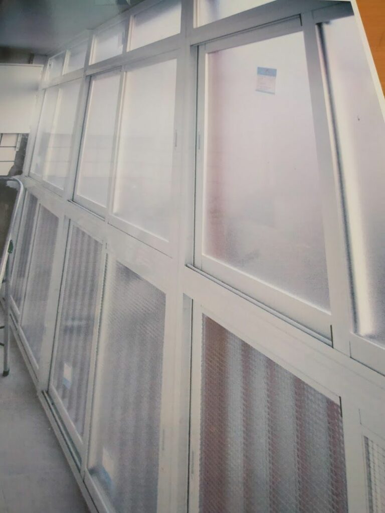 Imagen de Cerrajeria Artística – Aluminios Villar