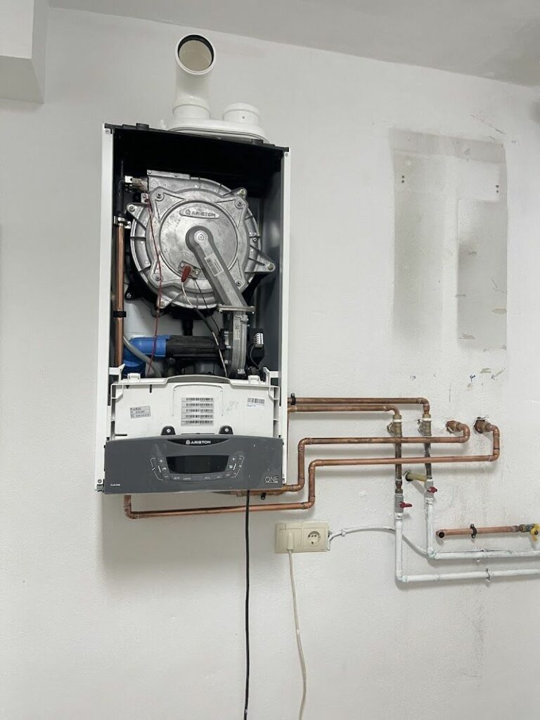 Imagen de Tentagas Autorizada Naturgy de Instalación y Contratación de Gas Sl y Montajes Calentadores de Gas en Málaga